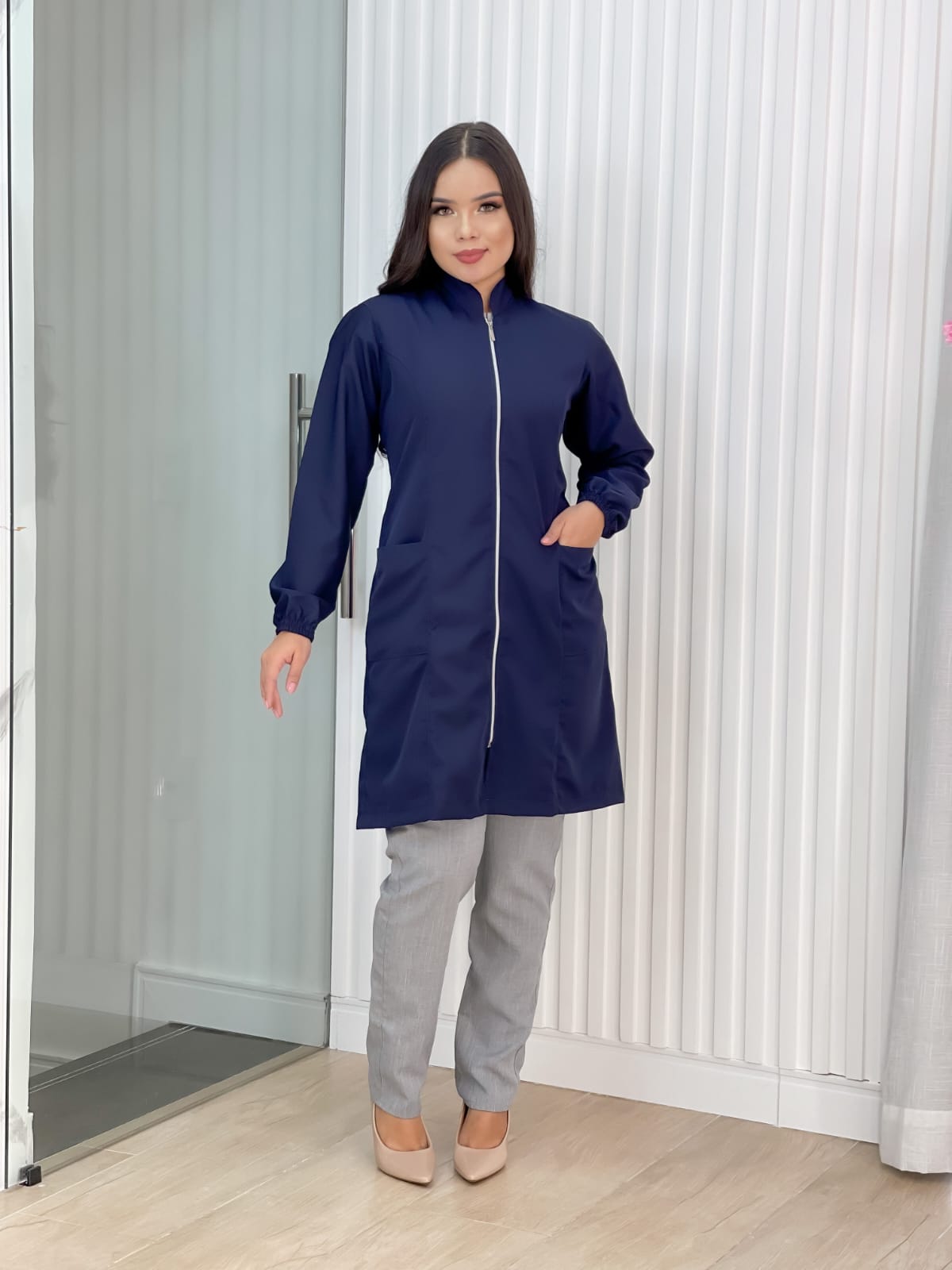 Jaleco Gabardine Azul Marinho – Yone Jalecos